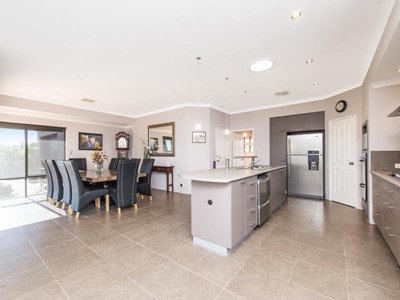 Property for sale in Carramar : Abel Property