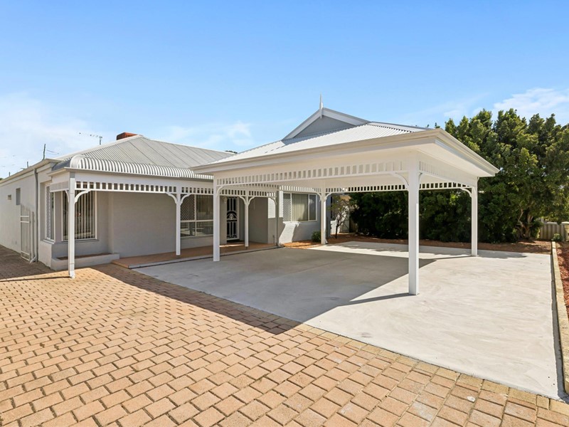 Property for sale in Belmont : Passmore Real Estate