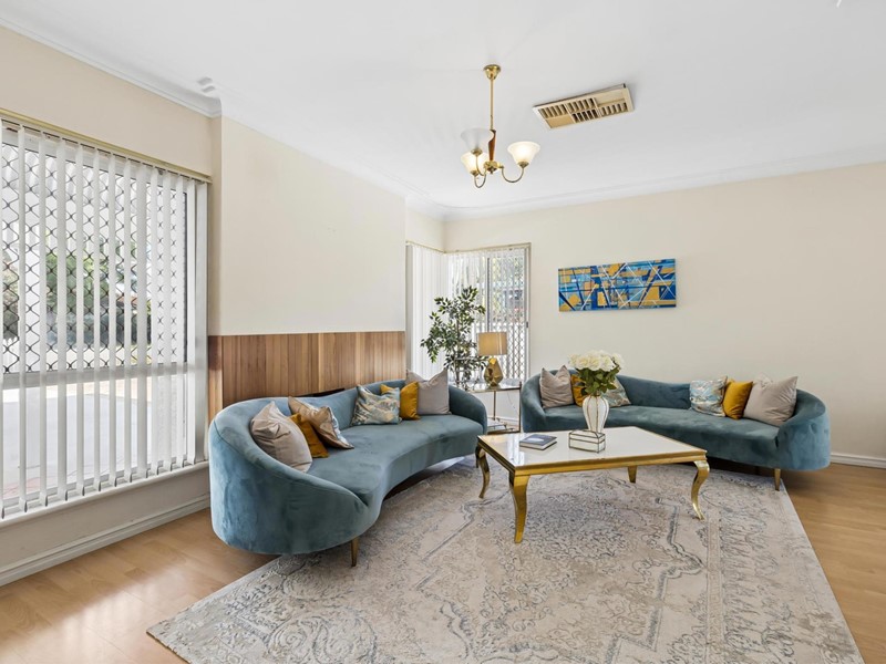 Property for sale in Belmont : Passmore Real Estate