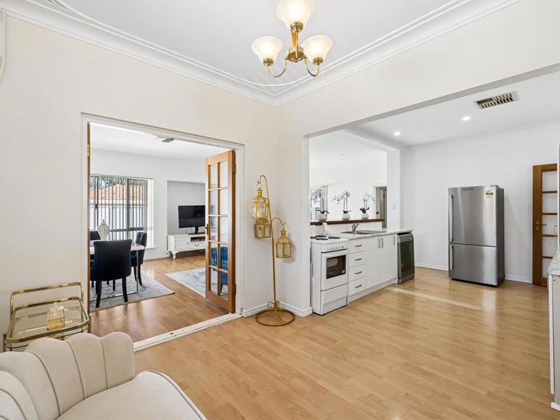 Property for sale in Belmont : Passmore Real Estate