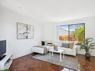 Property for sale in Scarborough : West Coast Real Estate