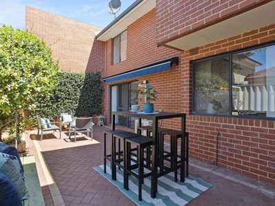 Property for sale in Scarborough : West Coast Real Estate