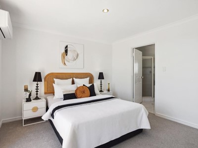 Property for sale in Scarborough : West Coast Real Estate