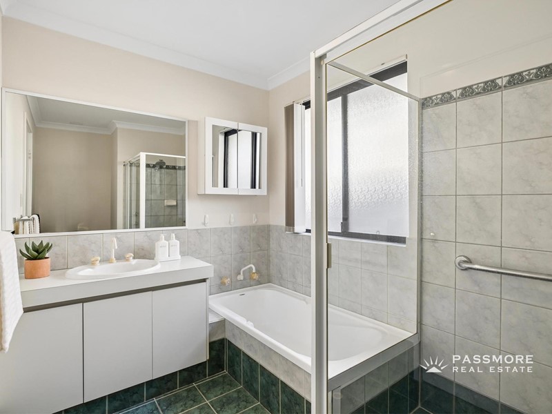 Property for sale in Morley : Passmore Real Estate