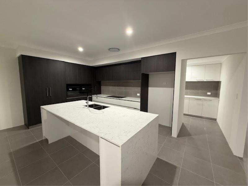 Property for rent in Piara Waters