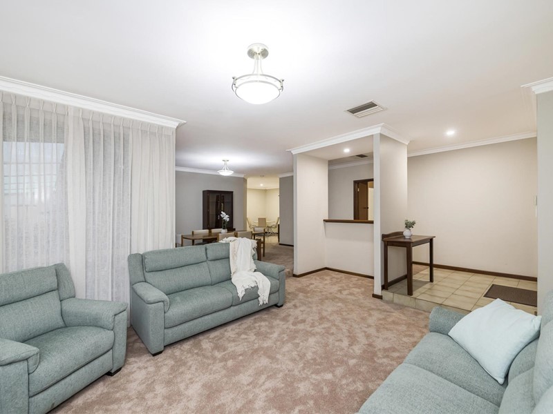Property for sale in Marangaroo : Passmore Real Estate