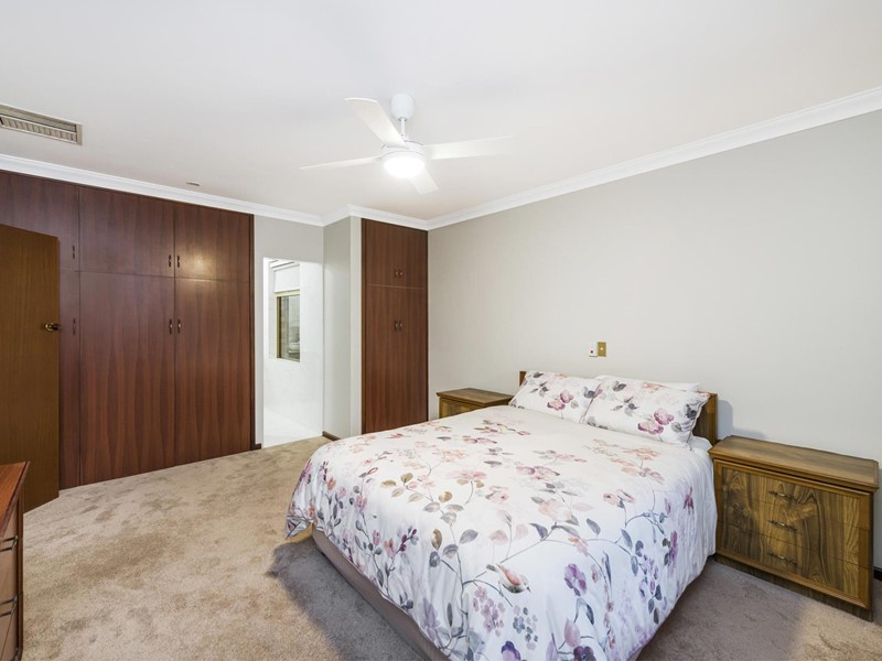 Property for sale in Marangaroo : Passmore Real Estate