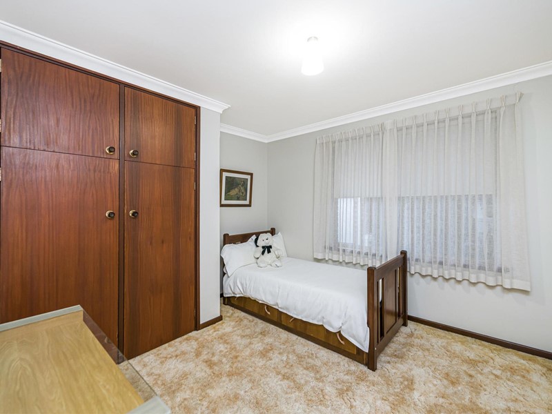 Property for sale in Marangaroo : Passmore Real Estate