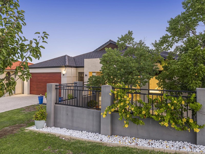 Property for sale in Dianella : Passmore Real Estate