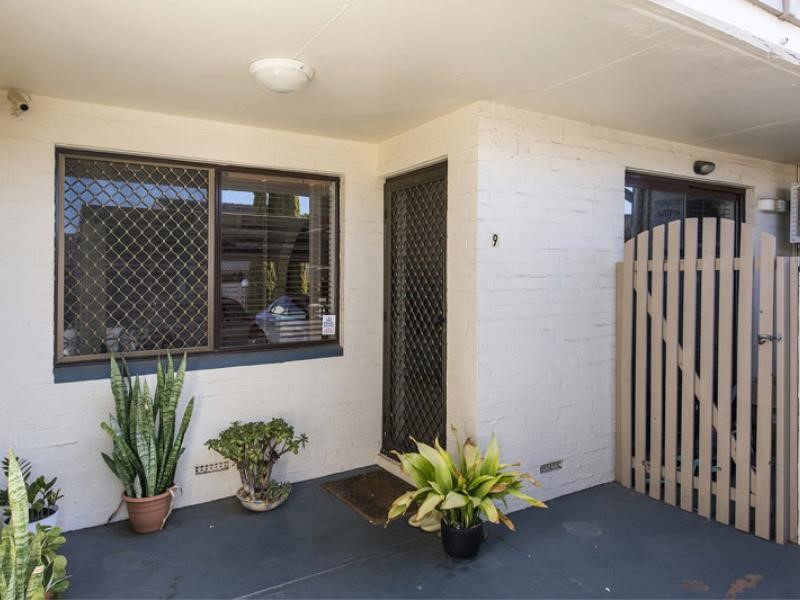 Property for sale in Morley : Passmore Real Estate