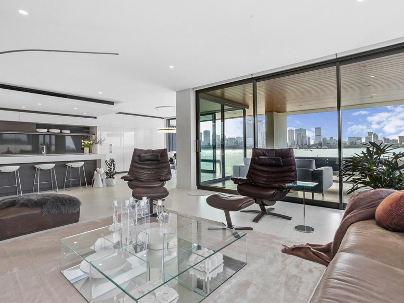 Property for sale in South Perth : Dempsey Real Estate