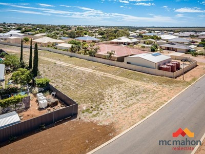 Property for sale in Woorree : McMahon Real Estate