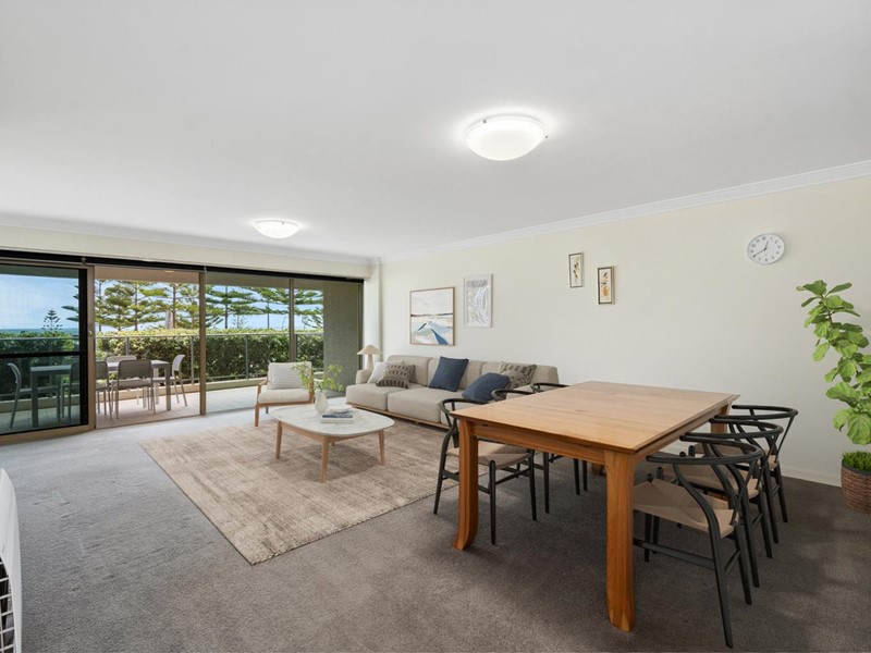 Property for sale in Scarborough : West Coast Real Estate