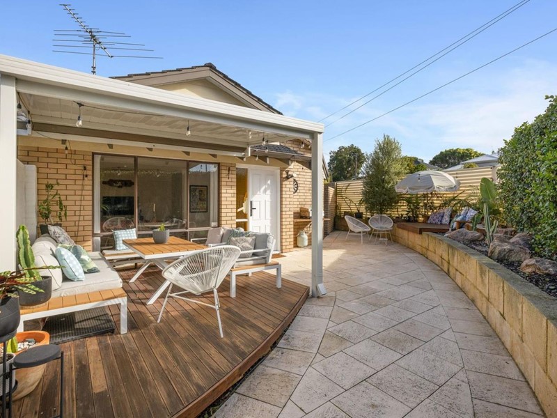 Property for sale in Scarborough : West Coast Real Estate
