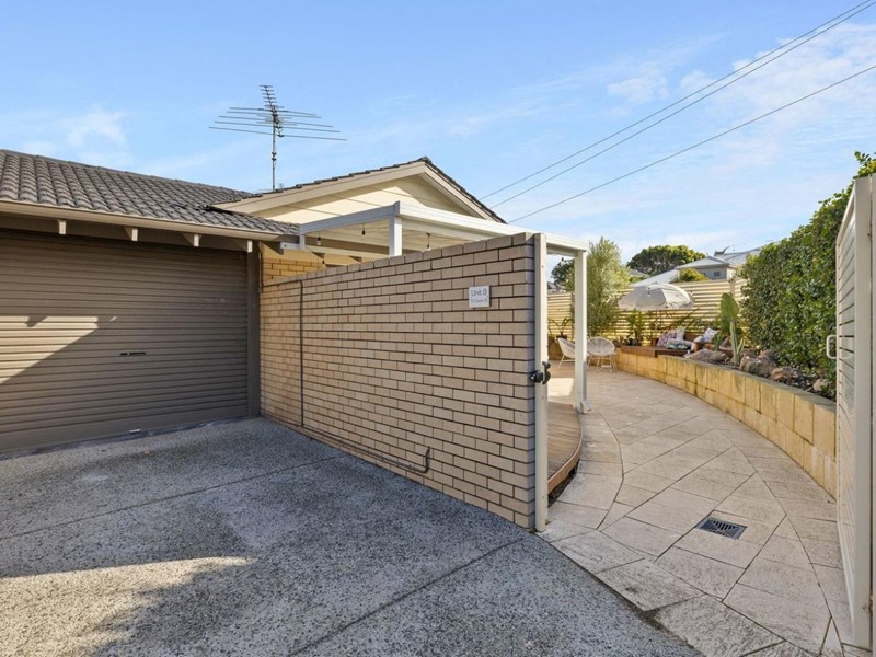 Property for sale in Scarborough : West Coast Real Estate
