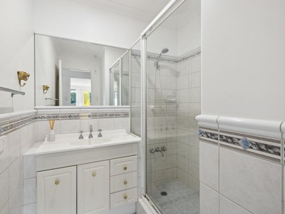Property for sale in Scarborough : West Coast Real Estate