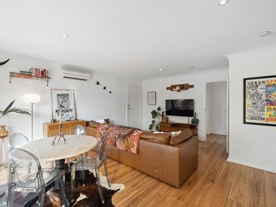 Property for sale in Scarborough : West Coast Real Estate