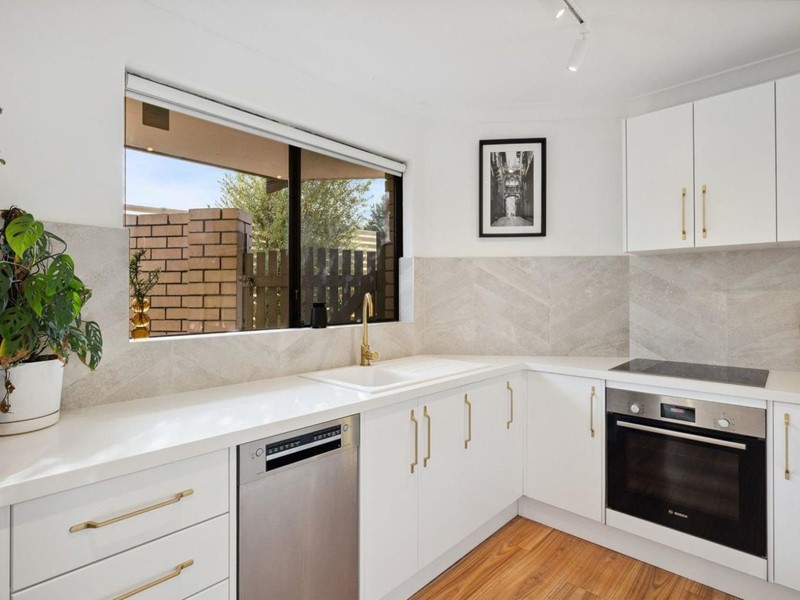 Property for sale in Scarborough : West Coast Real Estate
