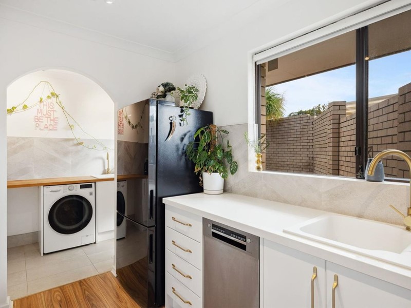 Property for sale in Scarborough : West Coast Real Estate