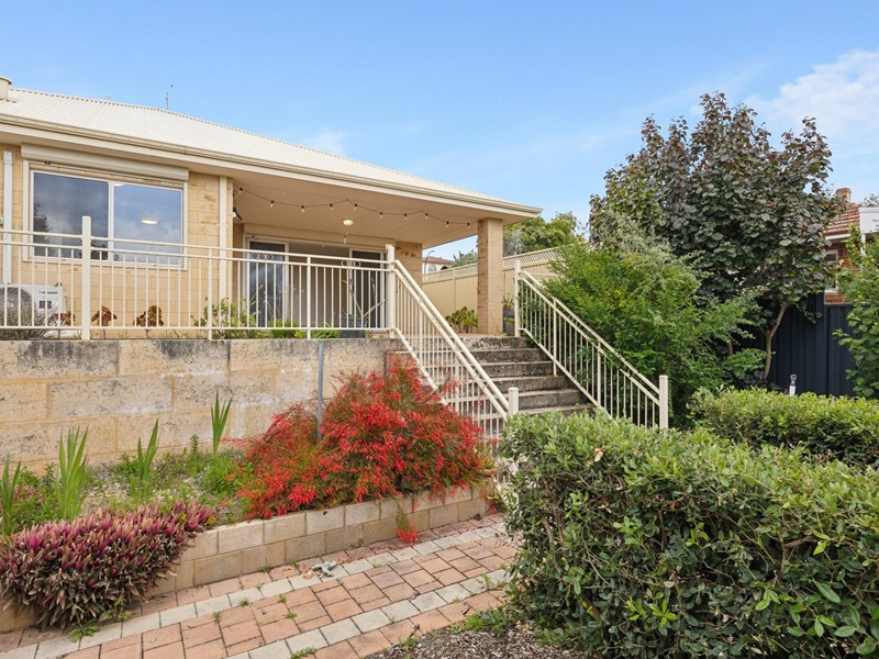 Property for rent in Attadale : Jacky Ladbrook Real Estate