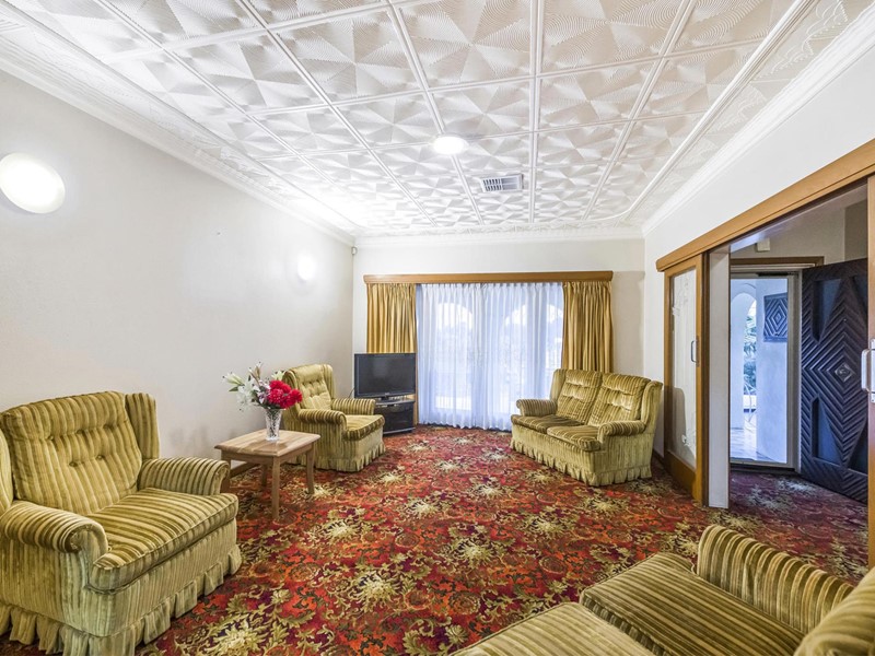 Property for sale in Morley : Passmore Real Estate