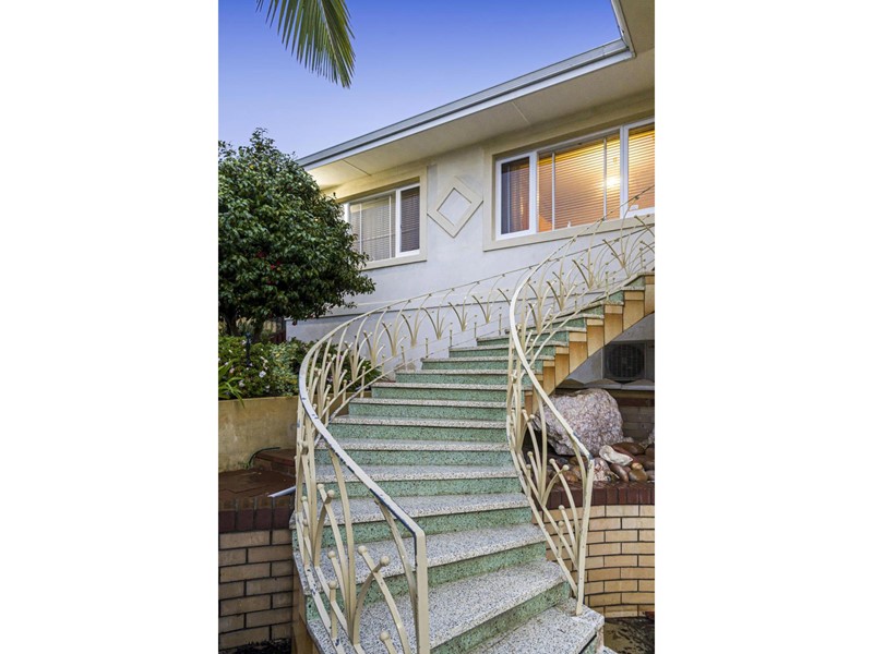 Property for sale in Morley : Passmore Real Estate