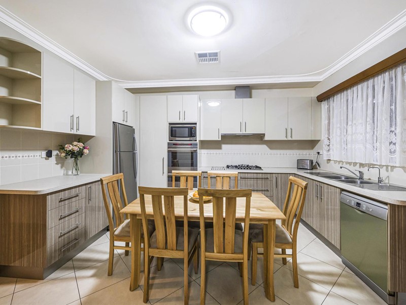 Property for sale in Morley : Passmore Real Estate