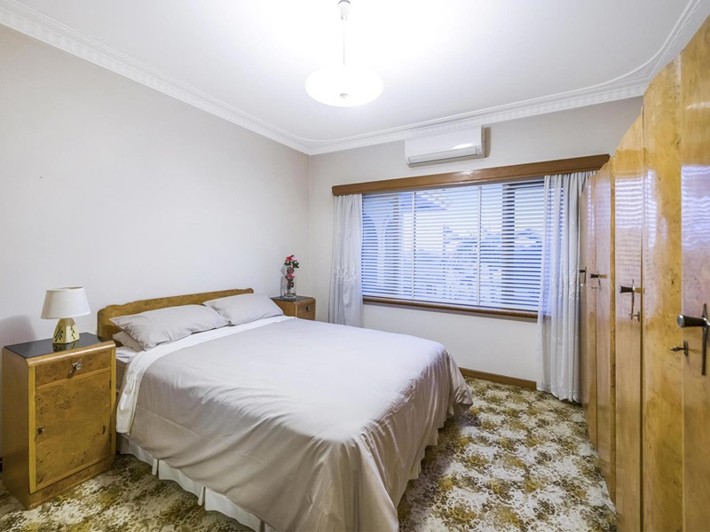 Property for sale in Morley : Passmore Real Estate