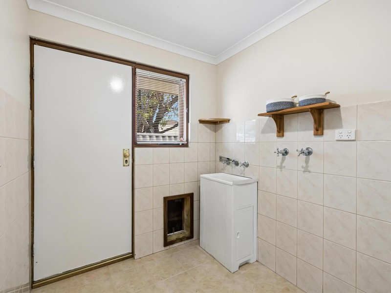 Property for sale in Belmont : Passmore Real Estate