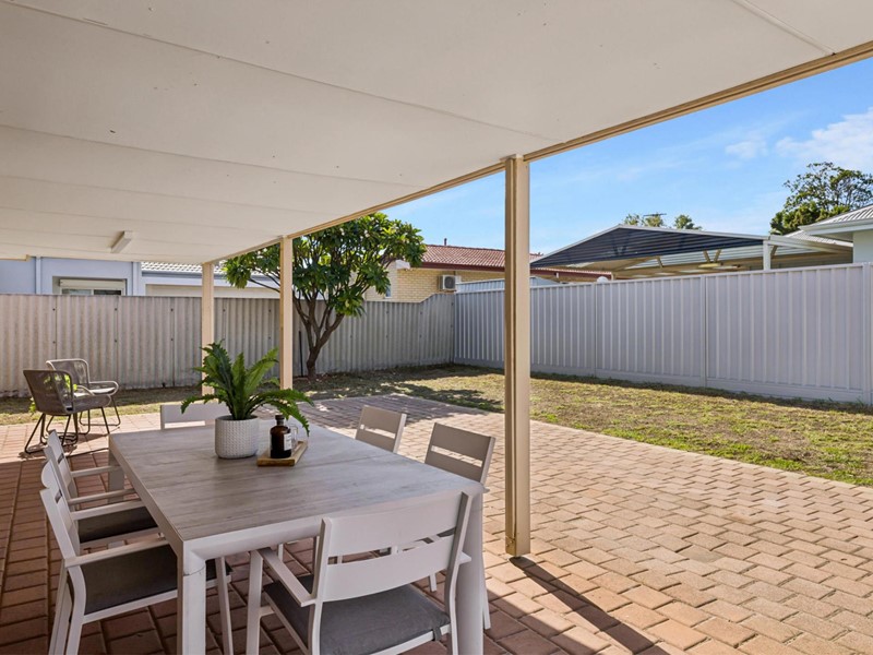 Property for sale in Belmont : Passmore Real Estate