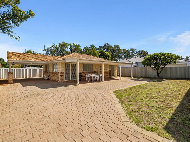 Property for sale in Belmont : Passmore Real Estate