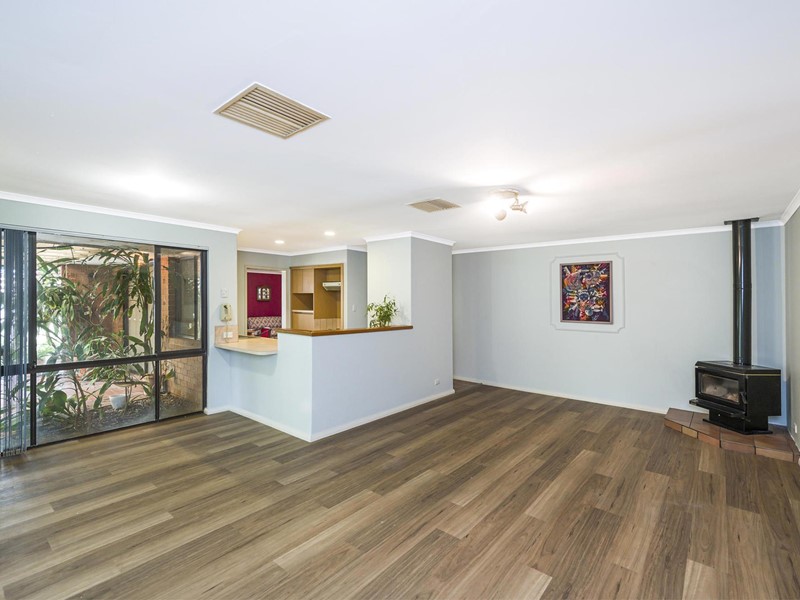 Property for sale in Ballajura : Passmore Real Estate