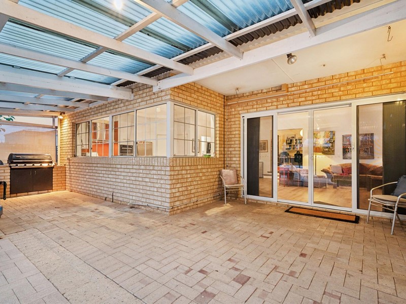 Property for sale in Attadale : Jacky Ladbrook Real Estate