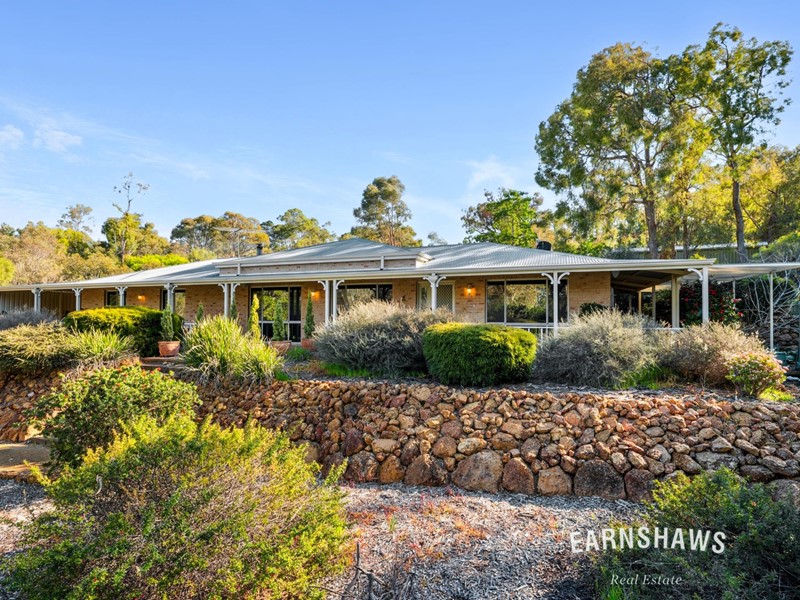 Property for sale in Mount Helena