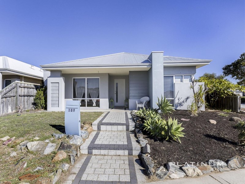 Property for sale in Yanchep