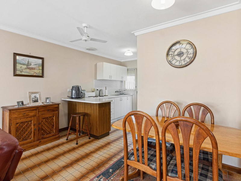 Property for sale in Morley : Passmore Real Estate