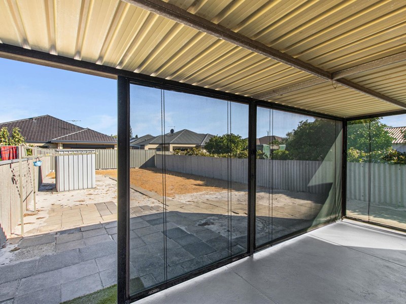 Property for sale in Morley : Passmore Real Estate
