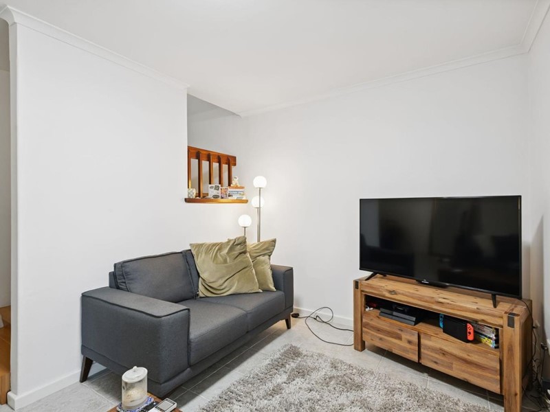 Property for sale in Wembley : West Coast Real Estate