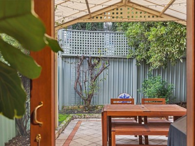 Property for sale in Wembley : West Coast Real Estate