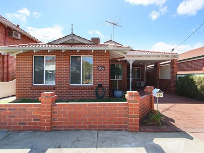 Property For Sale in Victoria Park
