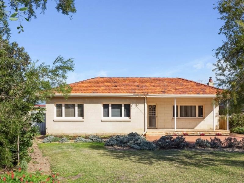 Property for sale in Morley : Passmore Real Estate