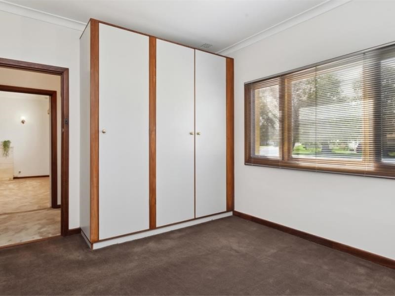 Property for sale in Morley : Passmore Real Estate