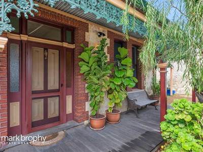 Property for sale in South Fremantle : Mark Brophy Estate Agent