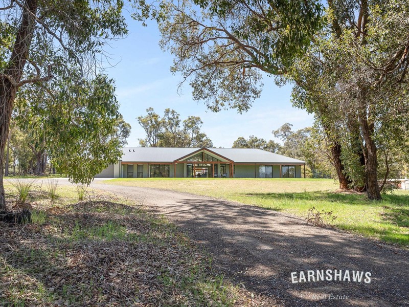 Property for sale in Parkerville