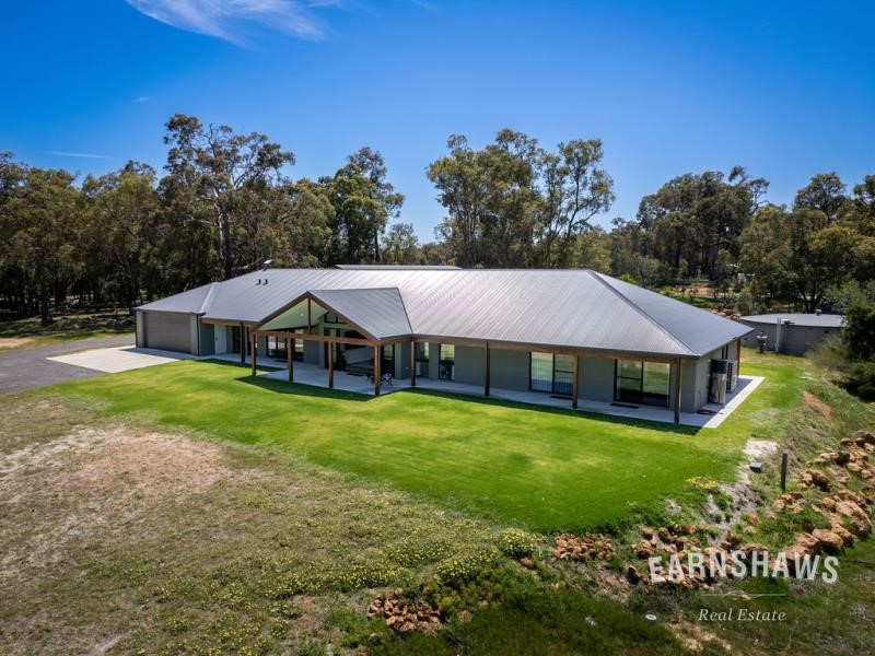 Property for sale in Parkerville