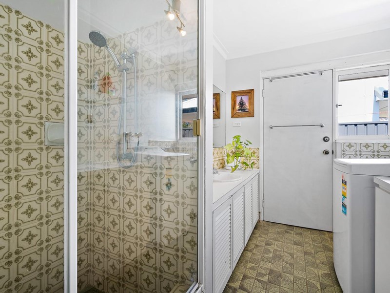 Property for sale in Scarborough : West Coast Real Estate