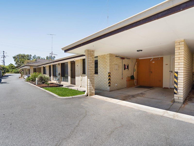 Property for sale in Scarborough : West Coast Real Estate