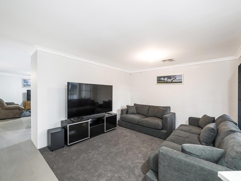 Property for sale in Ellenbrook : Passmore Real Estate