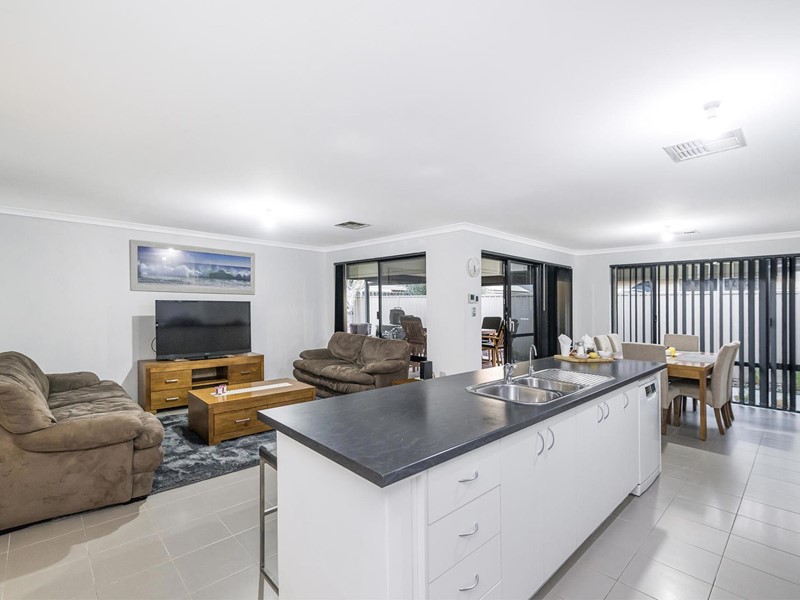 Property for sale in Ellenbrook : Passmore Real Estate