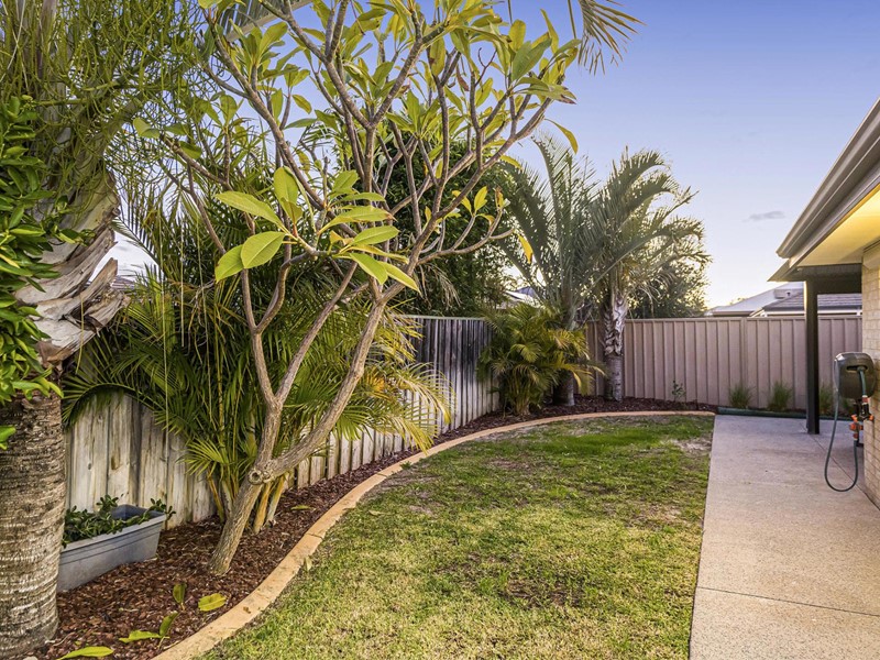 Property for sale in Ellenbrook : Passmore Real Estate